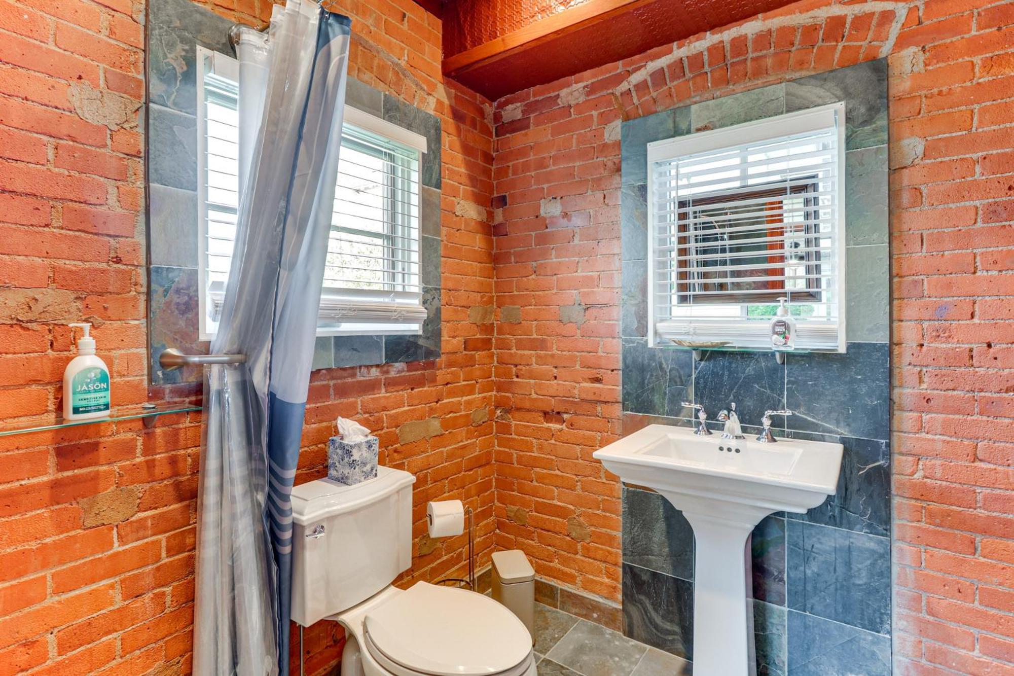 Downtown Essex Apartment - Steps To River! Exterior foto