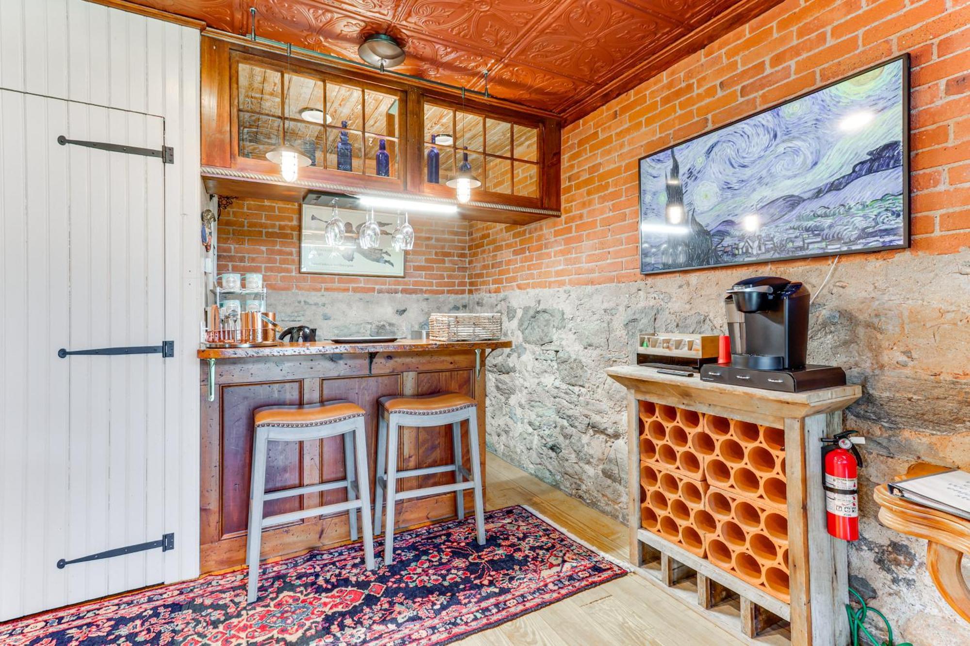 Downtown Essex Apartment - Steps To River! Exterior foto